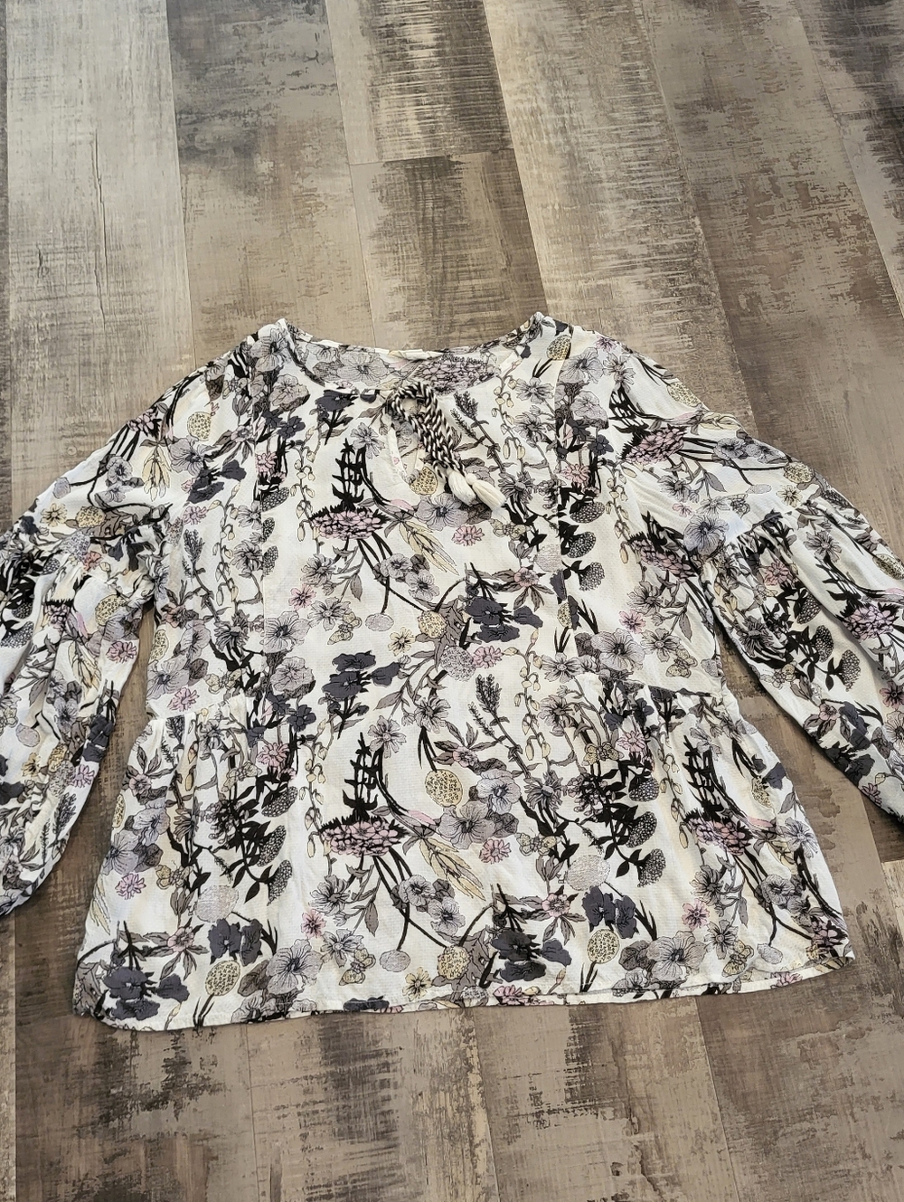 Caslon Womens Blouse Peasant Dark Floral Camo Keyhole Round Hem Tassle Large